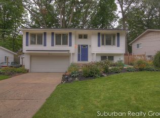 2040 Holliday Dr SW, Wyoming, MI 49519