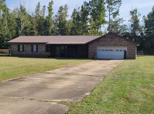 2507 North Rd, Cottondale, FL 32431