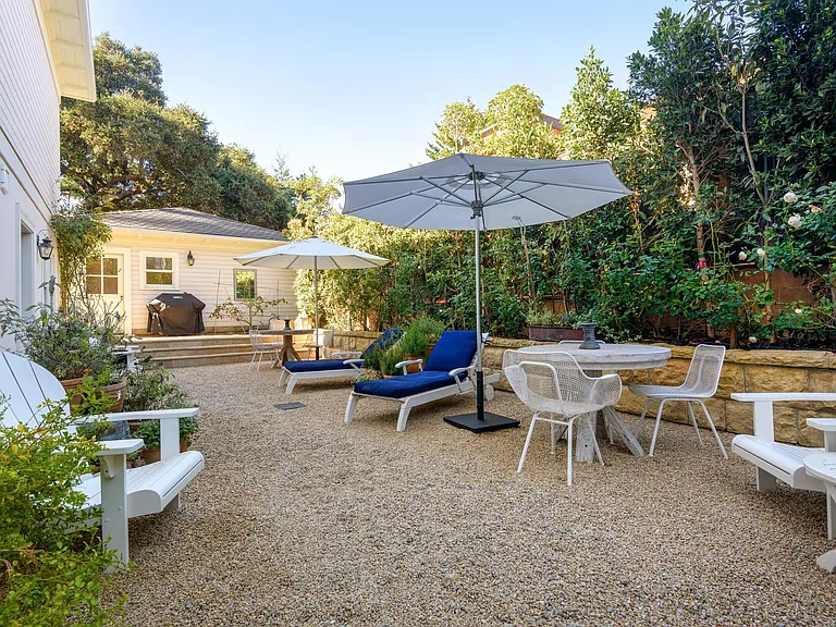 1703 Chapala St #B — Photo 24
