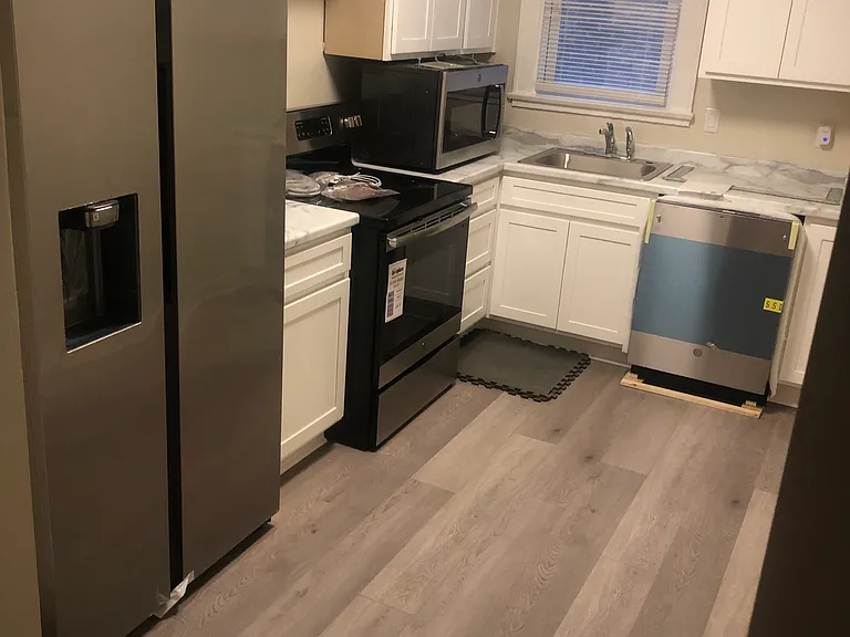 1140 Illinois Ave #3 — Photo 6