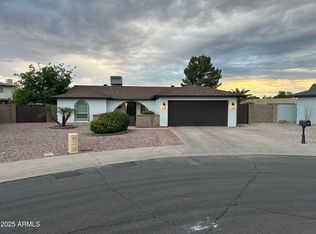 2717 W Laguna Azul Cir, Mesa, AZ 85202