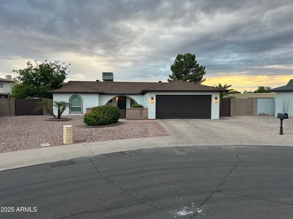 2717 W LAGUNA AZUL Circle, Mesa, AZ 85202