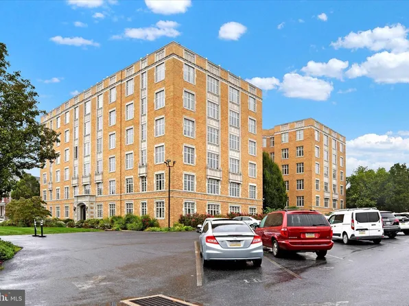 1525 N Front St Unit 303, Harrisburg, PA 17102