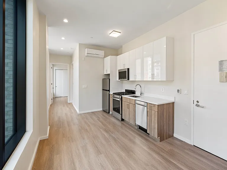 2750 Frederick Douglass Blvd #5B — Photo 4