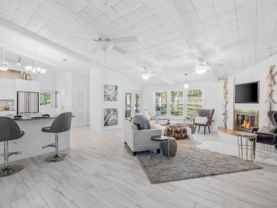 3113 Lakeshore Dr, Tallahassee, FL, 32312