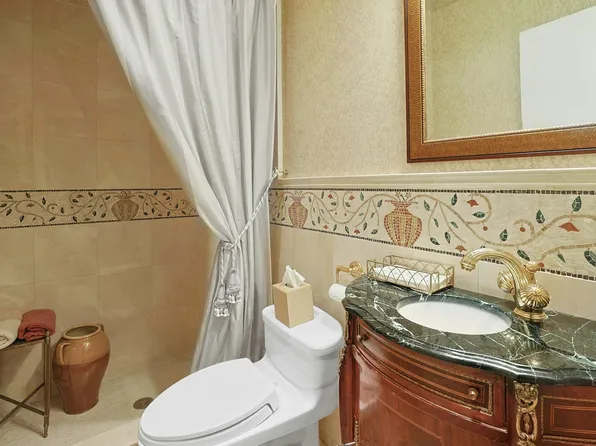 4525 Greystone Avenue image 18 of 24