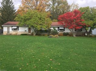 130 Edgewood Dr, Grafton, OH 44044