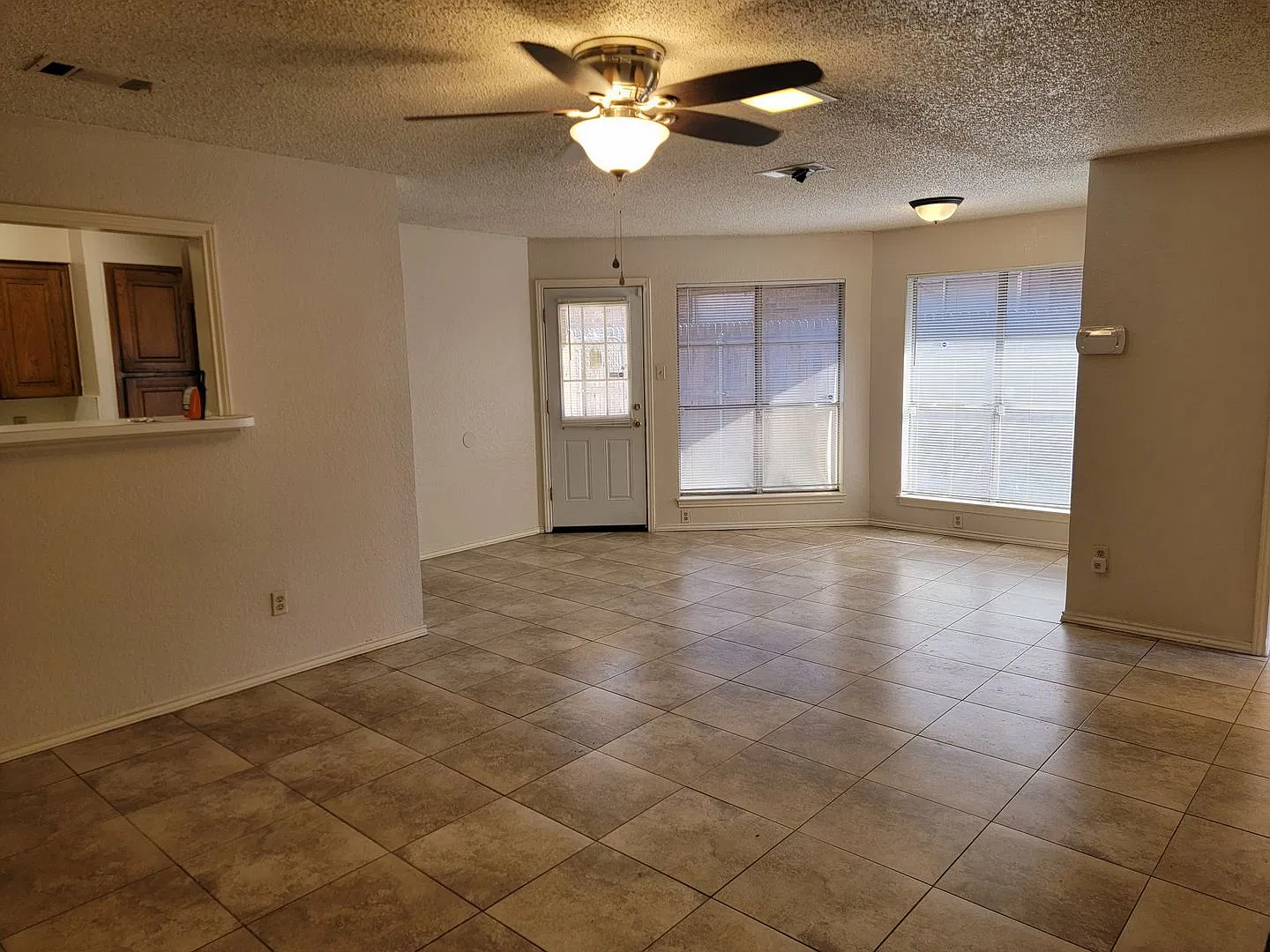 6433-6435 Brookhaven Trail — Photo 4