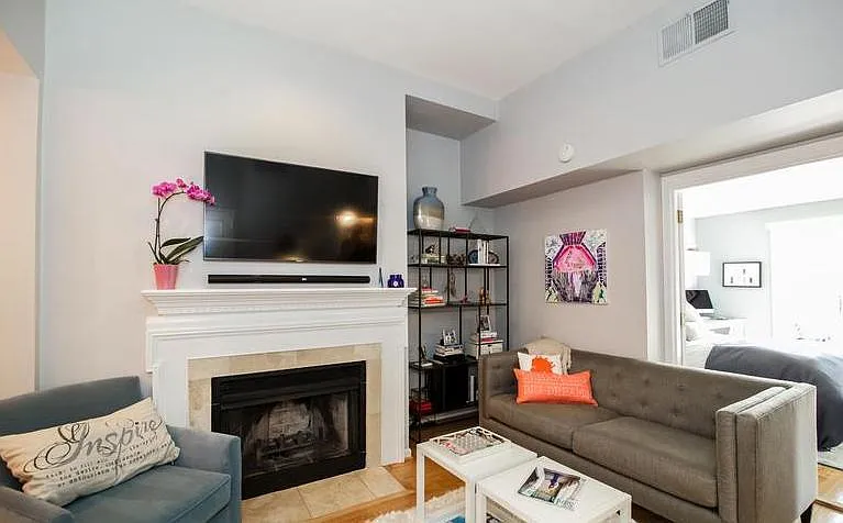 Building Photo - 1714 Swann St NW #3