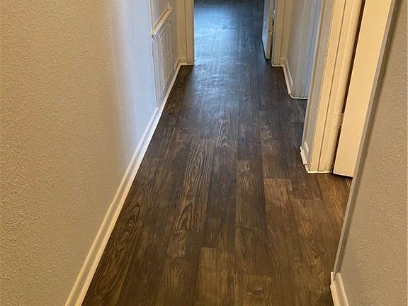 3rd image of 3617 Crestbrook Ct APT 4
