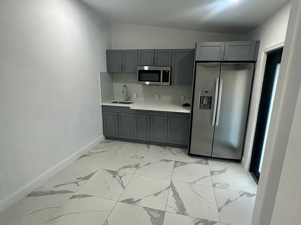 SW 29th St