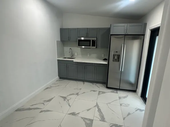 (undisclosed Address), Miami, FL 33155