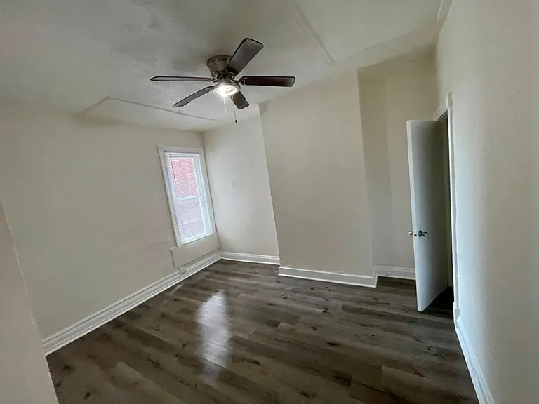 2941 Clifton Ave — Photo 13