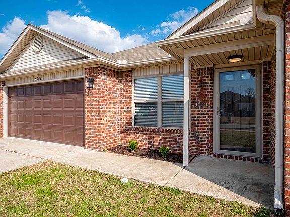 3rd image of 5708 Little Elm Ln
