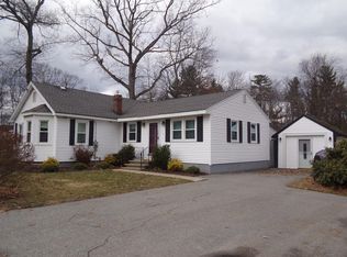 39 Sycamore Ln, Billerica, MA 01821