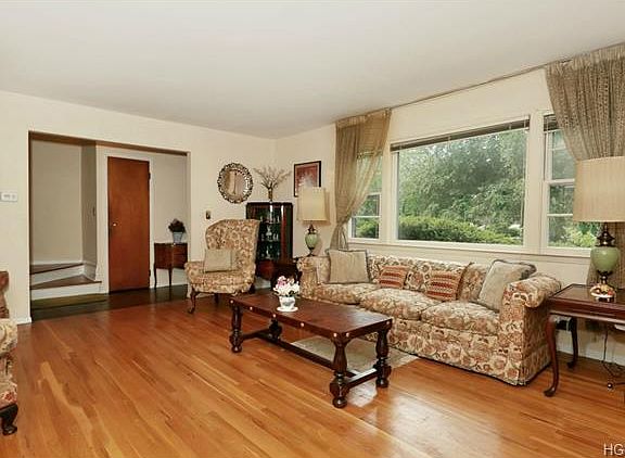 4th image of 14 Stuyvesant Ave
