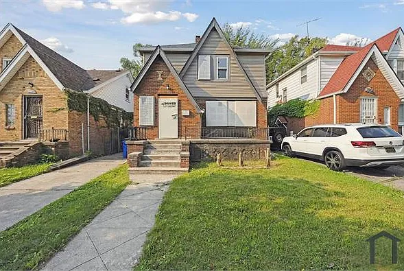 10135 Britain St — Photo 1