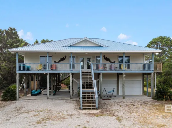 6802 Palmetto Dr, Gulf Shores, AL 36542