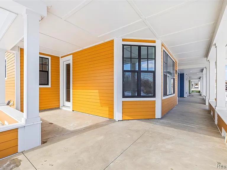 416 S Center St — Photo 5