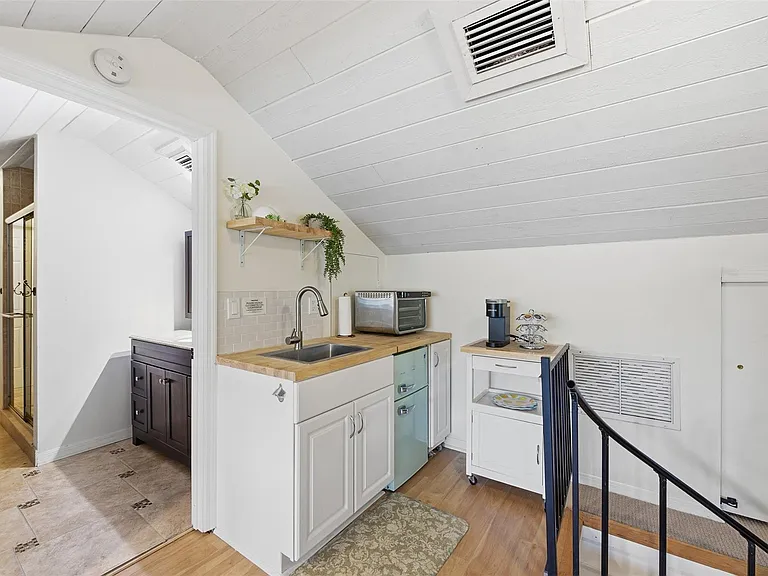 117 S Palmway — Photo 19