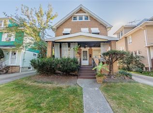 2569 Cheshire Rd, Shaker Heights, OH 44120