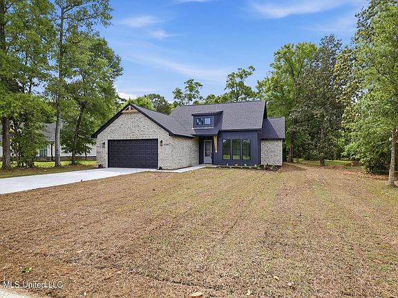 4th image of 11080 Shorecrest Rd