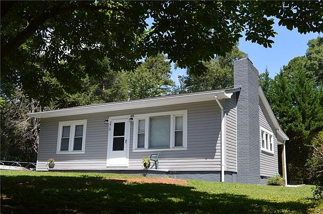 1st image of 370 Shasta Ln