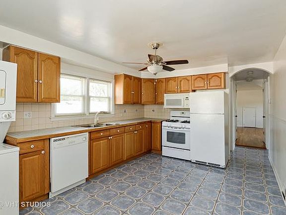 2nd image of 5050 N Nashville Ave #2