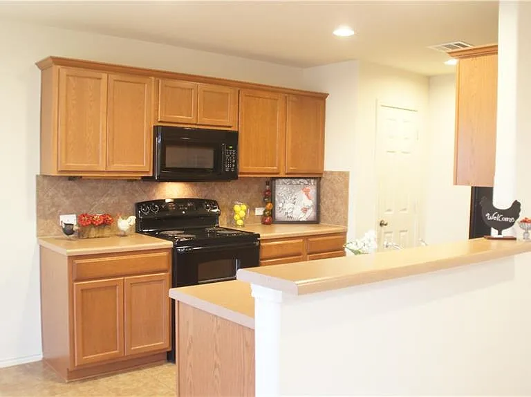 13332 High Sierra St — Photo 2