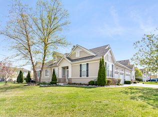 1104 Hampton Ln #1, Yorkville, IL 60560