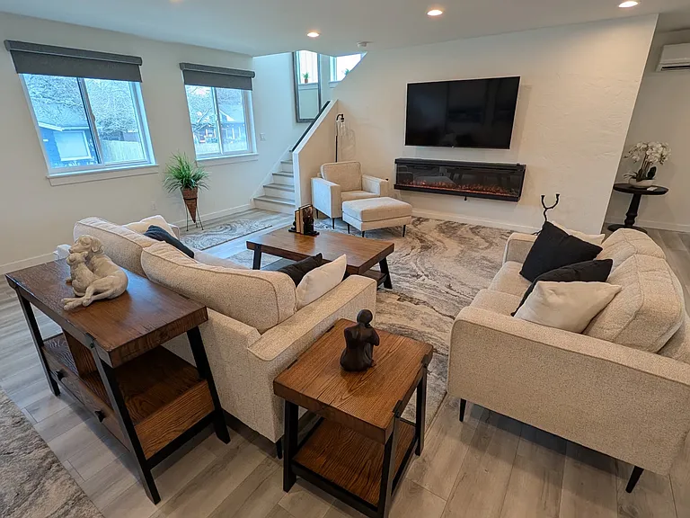 221 Avenue I — Photo 1