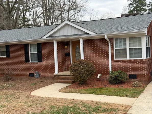 2012 S Mebane St APT 104, Burlington, NC 27215