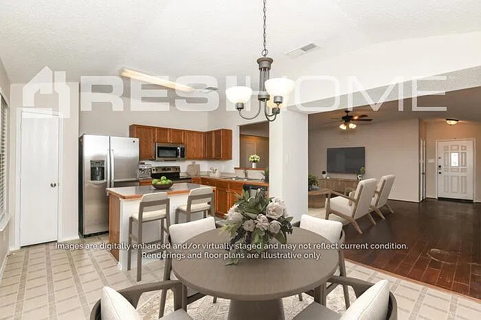 4 bed, 2.0 bath, 1872 sqft, $2,400 — Photo 4