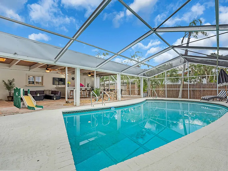 4421 Ocean Blvd — Photo 42
