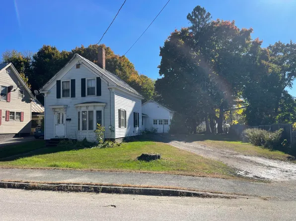 11 East Street, Skowhegan, ME 04976