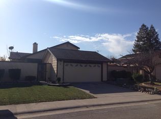 9 Fen Ct, Sacramento, CA