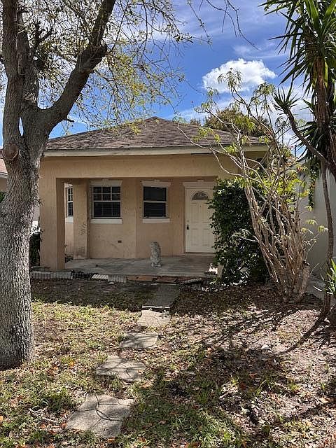 1st image of 518 S E Street