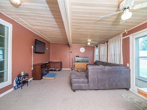 4th image of 1722 W 59th St