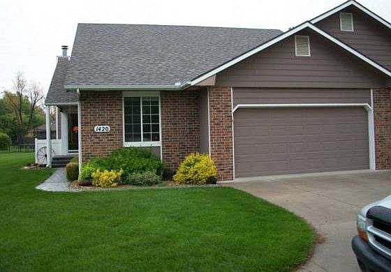 1st image of 1420 Stone Bridge Dr