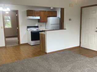 2612 Eastview Dr, Belleville, IL 62221