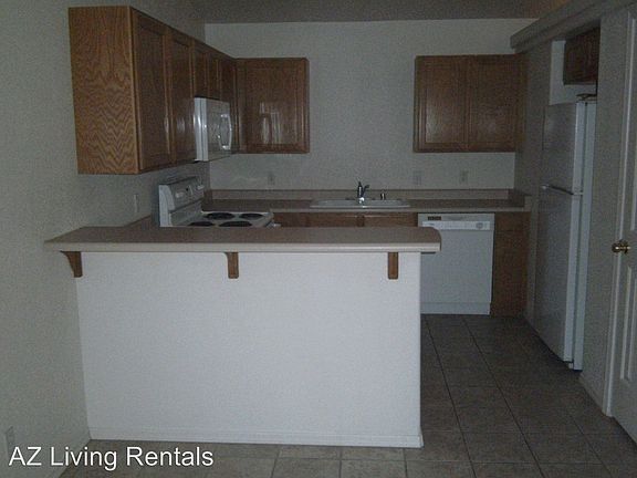4th image of 3320 Arapaho Dr Unit 102