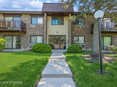 2616 N Windsor Dr UNIT 202, Arlington Heights, IL, 60004