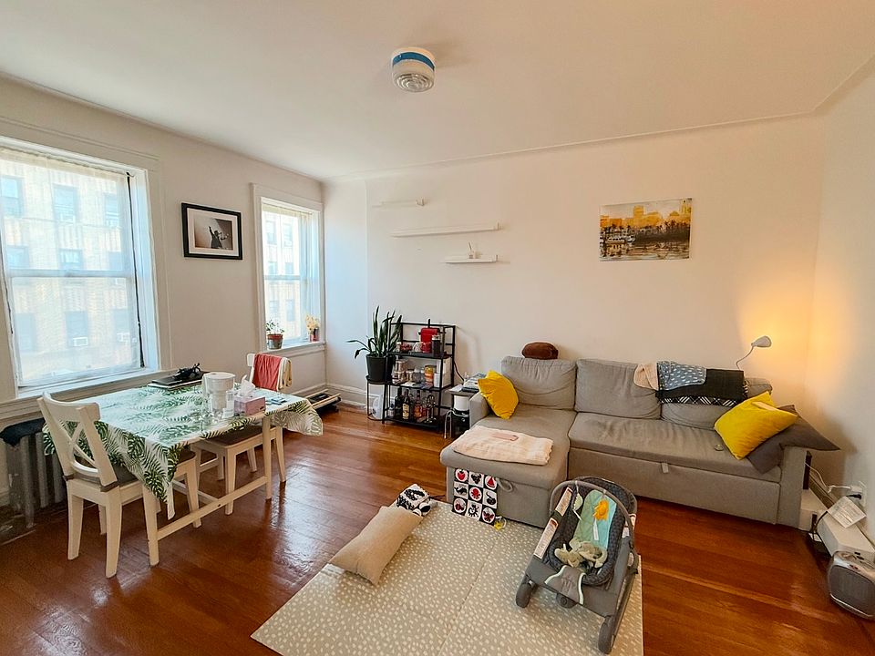 1st image of 3744 61st St APT 4B