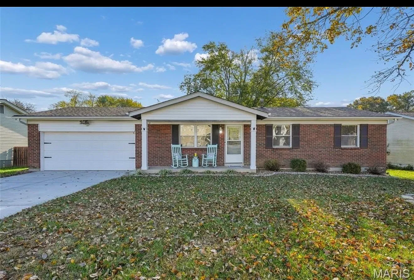 3 bed, 1355 sqft, $2,600 — Photo 1