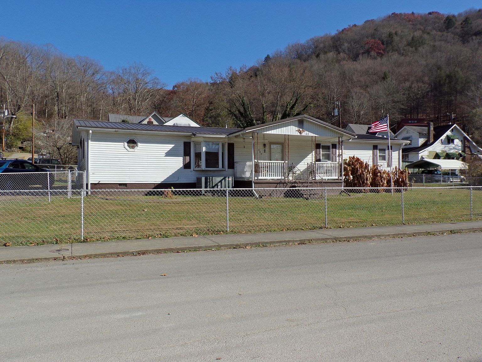 403 Spruce St, Appalachia, VA 24216 Zillow
