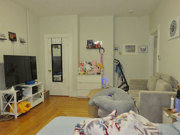 5th image of 34-36 Harvard St #36-1
