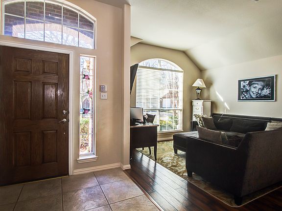 3rd image of 5504 Amber Way