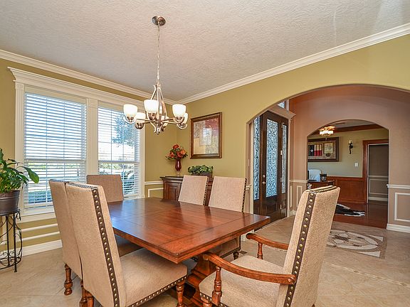 4th image of 26407 La Fouche Dr