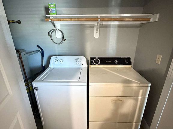 5th image of 734 S 23rd Ave APT 1