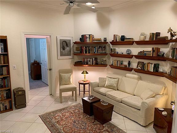 5th image of 2405 Mont Claire Dr Unit 201